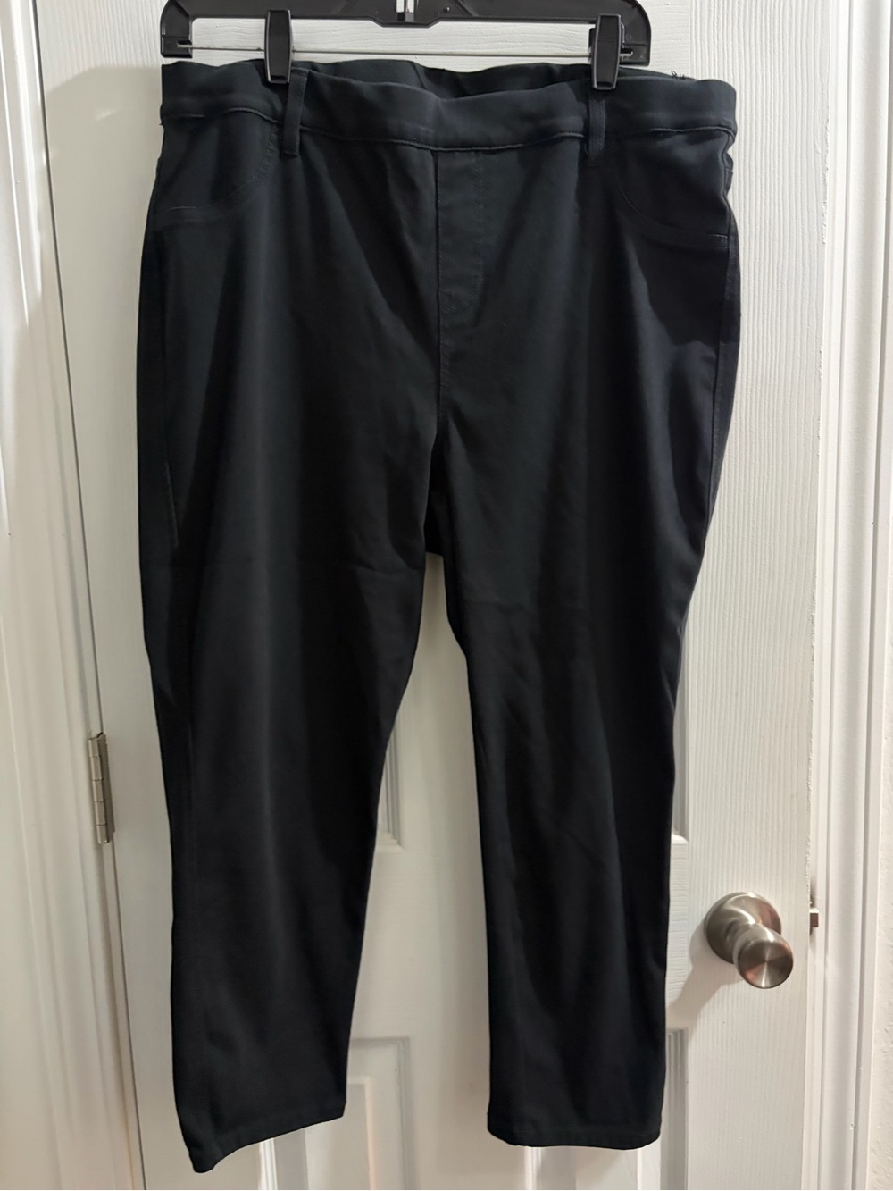 Cato Black Capris with Clean Front